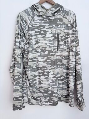 Patagonia men Sunshade Technical Hoodie Green Camo green lightweight L